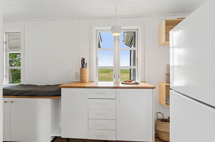 Vakantiehuis "Lavrens" - 300m from the sea