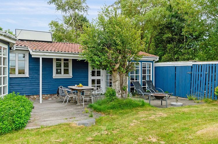 Vakantiehuis "Lavrens" - 300m from the sea