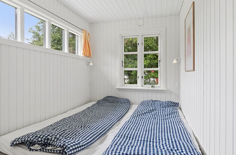 Vakantiehuis "Lavrens" - 300m from the sea
