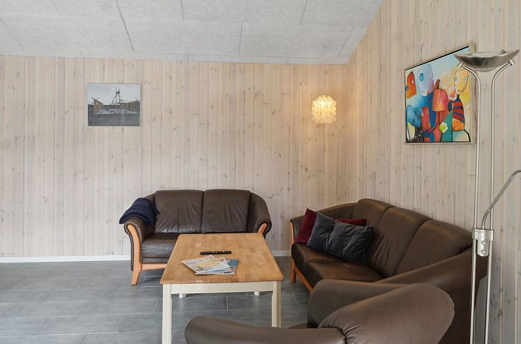 Vakantiehuis "Dorreth" - 3.2km from the sea