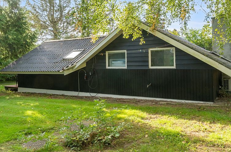 Vakantiehuis "Ninni" - 3.2km from the sea