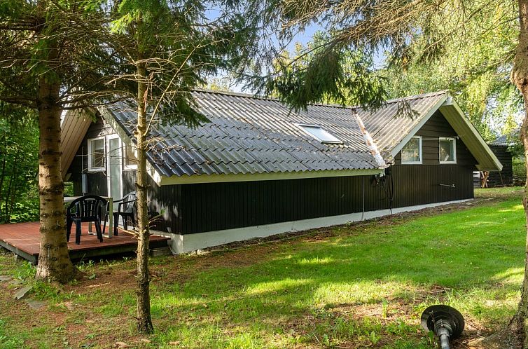 Vakantiehuis "Ninni" - 3.2km from the sea