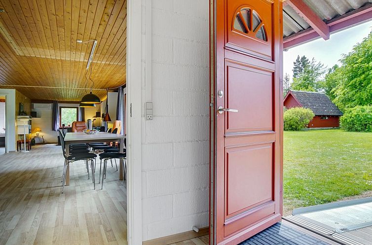 Vakantiehuis "Ninni" - 3.2km from the sea