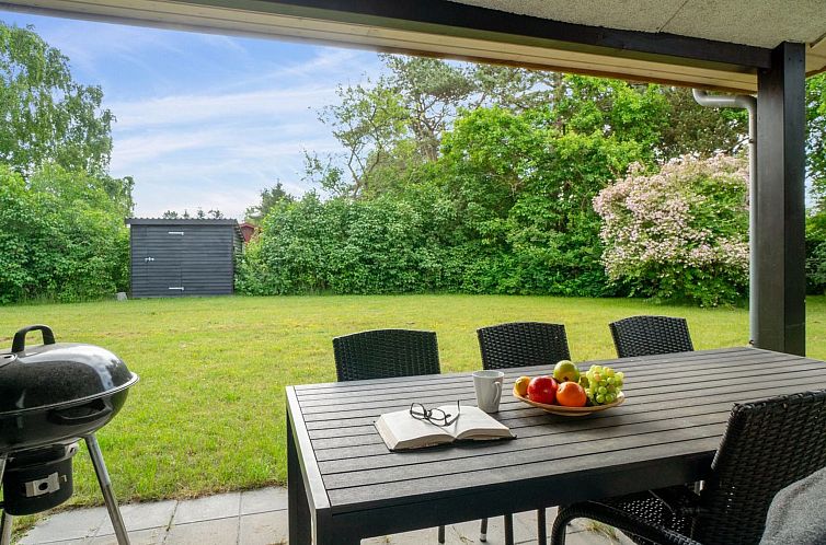 Vakantiehuis "Dorreth" - 3.2km from the sea