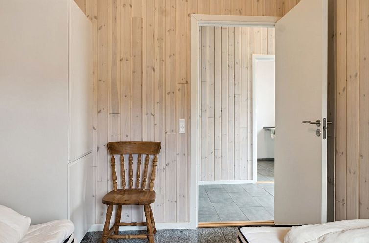 Vakantiehuis "Dorreth" - 3.2km from the sea