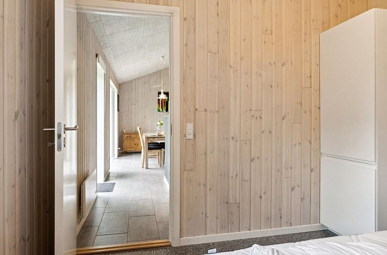 Vakantiehuis "Dorreth" - 3.2km from the sea