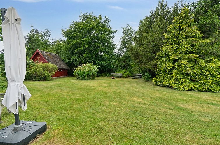 Vakantiehuis "Merita" - 1.1km from the sea