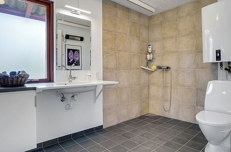 Vakantiehuis "Merita" - 1.1km from the sea