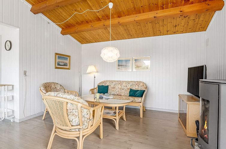 Vakantiehuis "Keke" - 120m from the sea