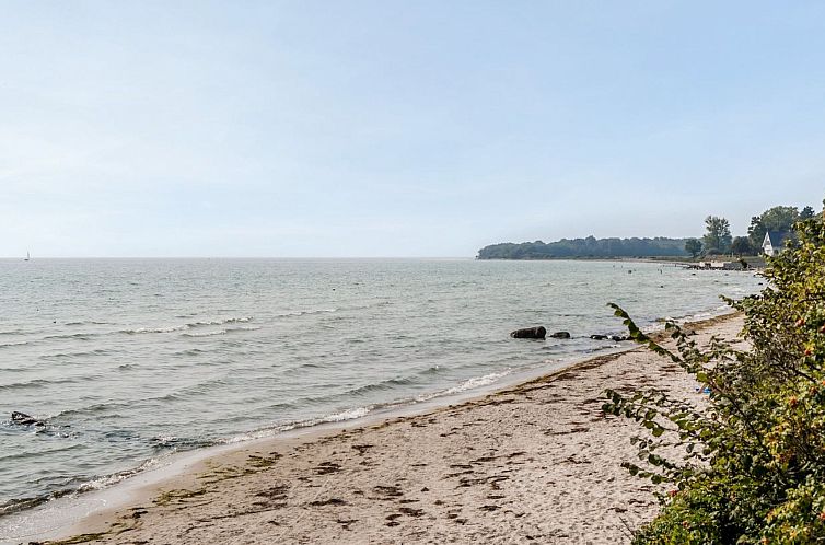 Vakantiehuis "Ilkka" - 175m from the sea