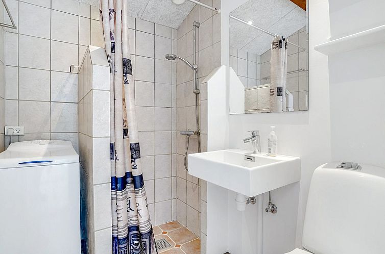 Vakantiehuis "Ilkka" - 175m from the sea