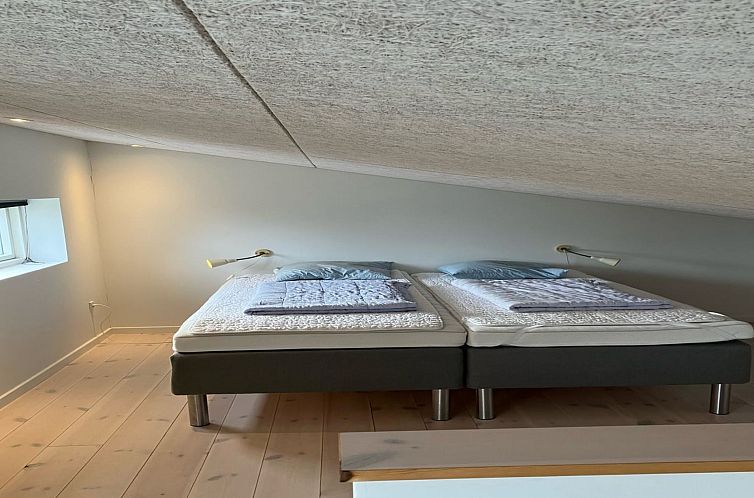 Vakantiehuis "Ilkka" - 175m from the sea