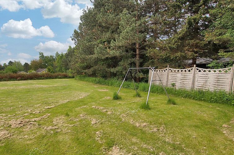 Vakantiehuis "Lilian" - 600m from the sea