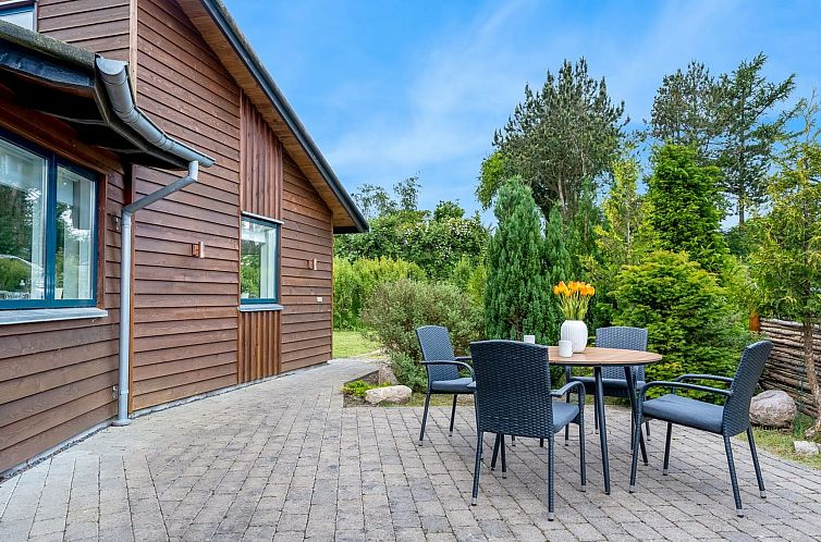 Vakantiehuis "Zuhra" - 250m from the sea