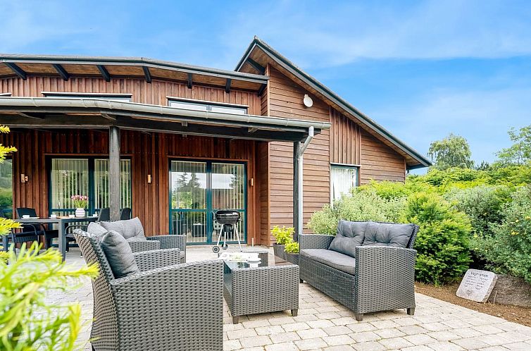 Vakantiehuis "Zuhra" - 250m from the sea