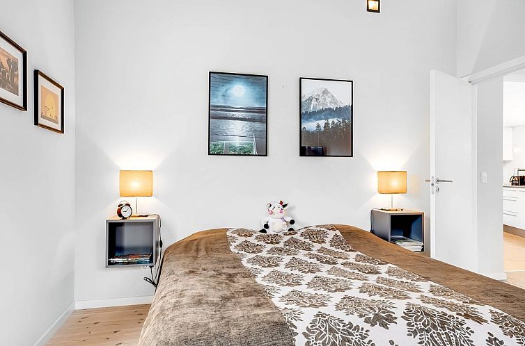 Vakantiehuis "Zuhra" - 250m from the sea