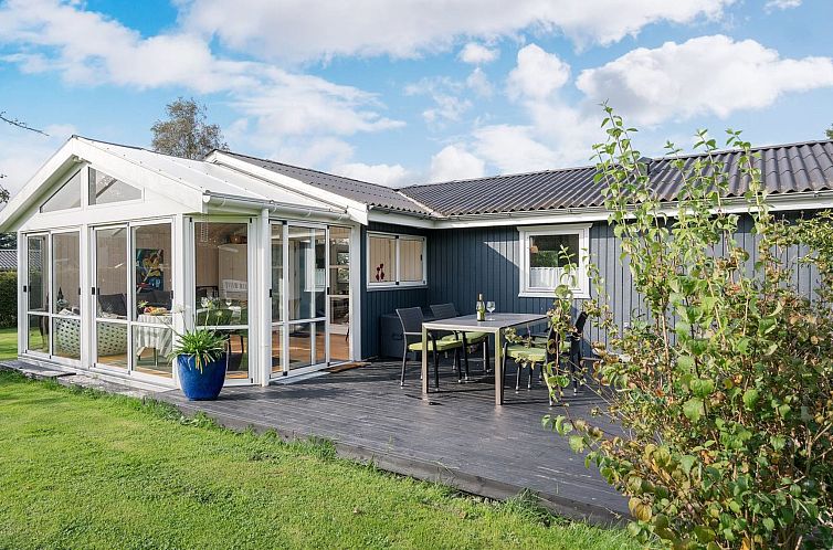 Guest house 0175006 - Holiday property Seeland - Vakantiehuis "Leani" - 200m from the sea