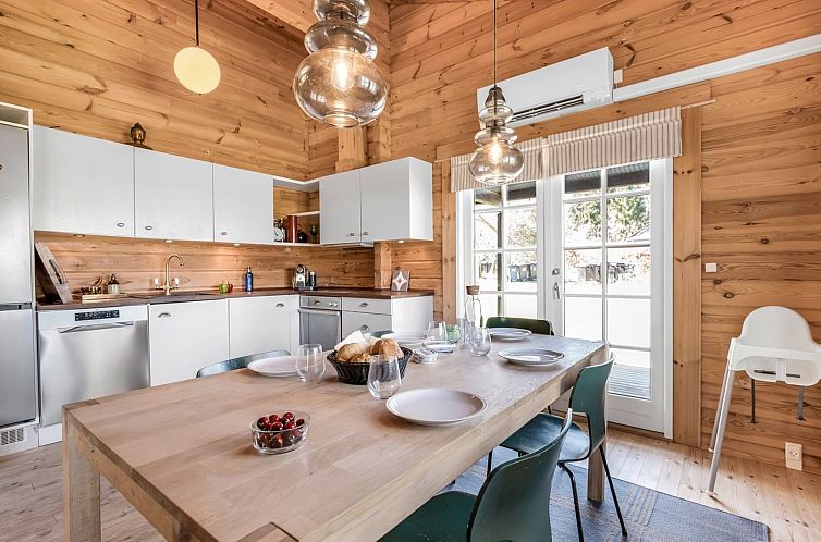 Vakantiehuis "Franka" -  from the sea