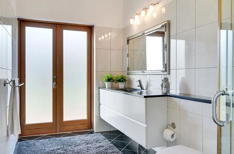 Vakantiehuis "Esta" -  from the sea