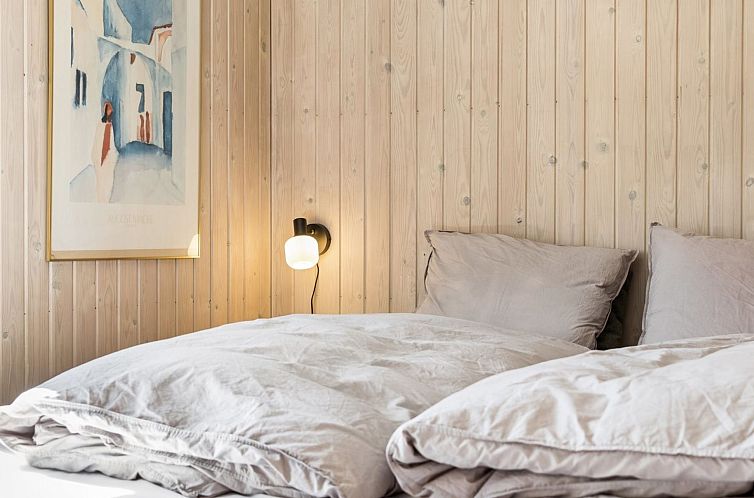 Vakantiehuis "Ingelis" - 1.2km from the sea