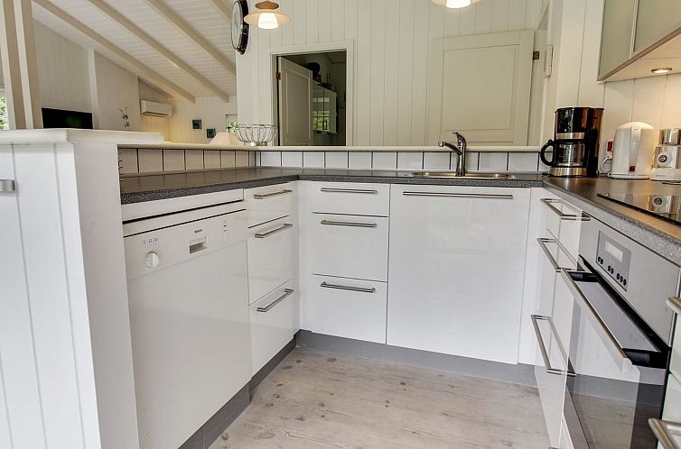 Vakantiehuis "Cedomir" - 625m from the sea