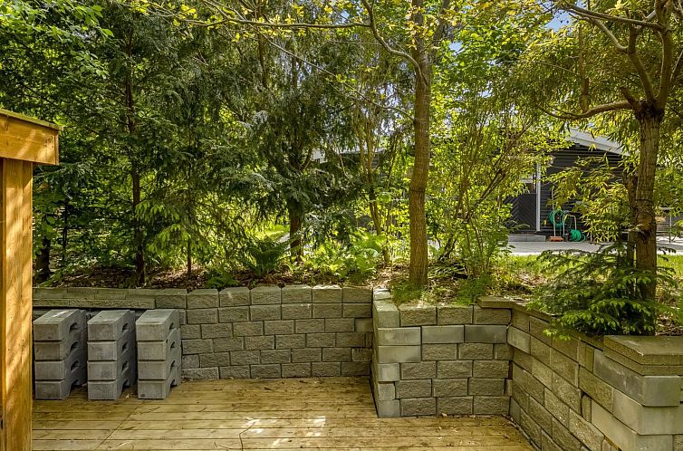 Vakantiehuis "Afke" - 660m from the sea