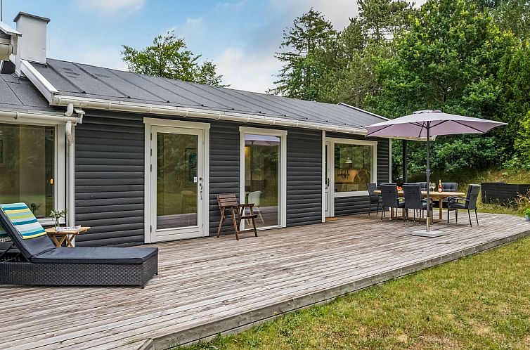 Vakantiehuis "Sverkel" - 700m from the sea