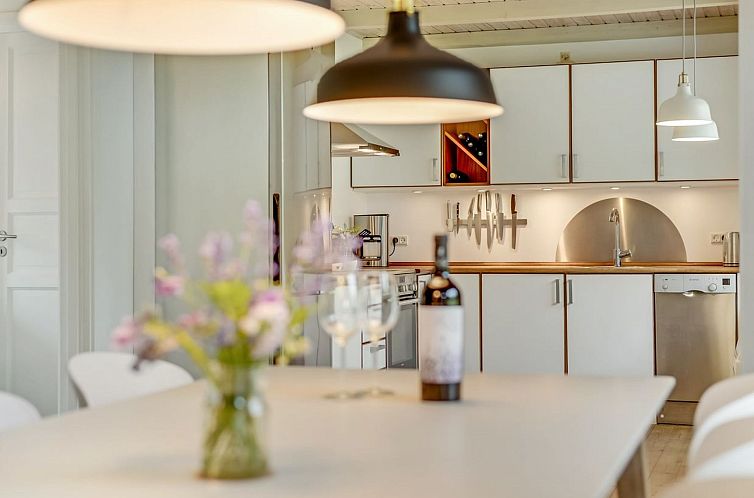 Vakantiehuis "Sverkel" - 700m from the sea