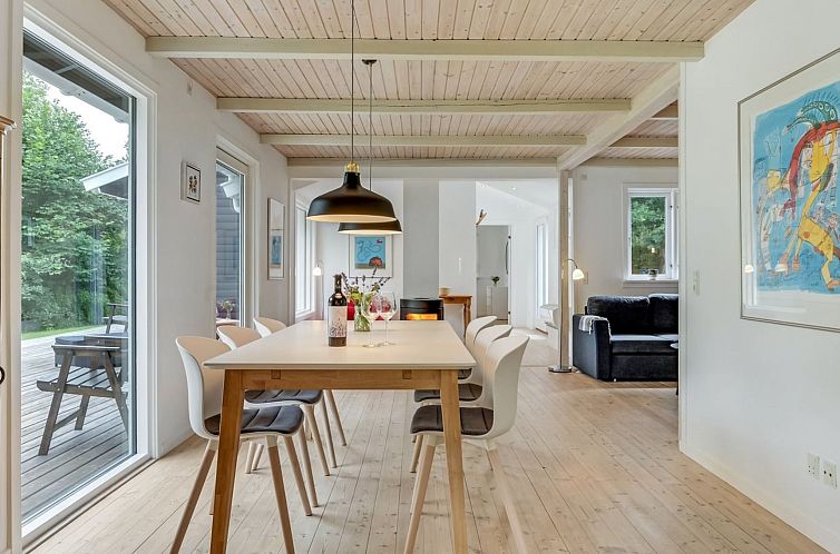 Vakantiehuis "Sverkel" - 700m from the sea