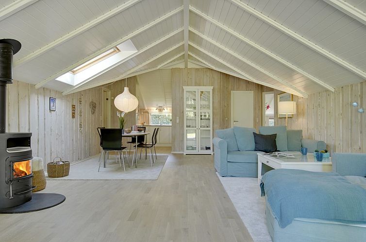 Vakantiehuis "Liselotta" - 550m from the sea