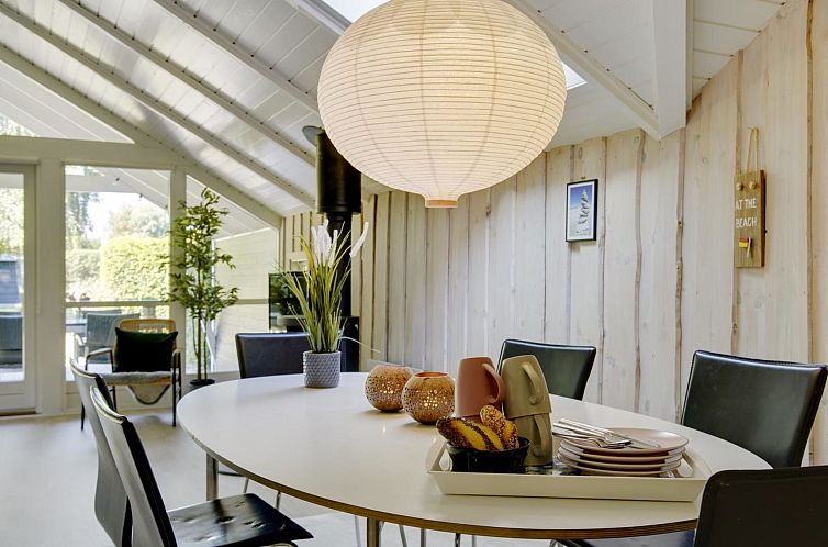 Vakantiehuis "Liselotta" - 550m from the sea