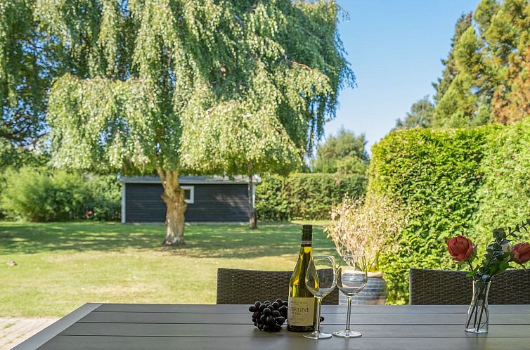 Vakantiehuis "Liselotta" - 550m from the sea