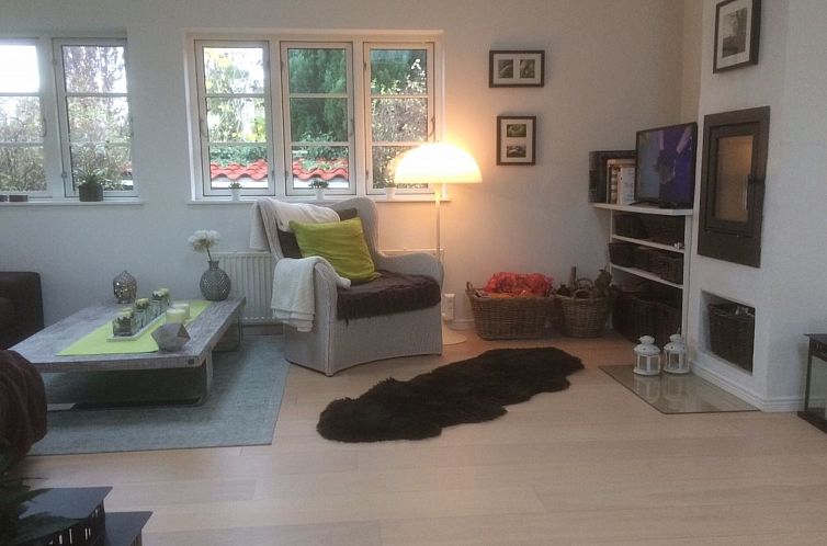 Vakantiehuis "Amine" - 700m from the sea