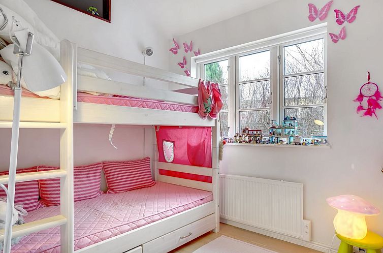 Vakantiehuis "Amine" - 700m from the sea