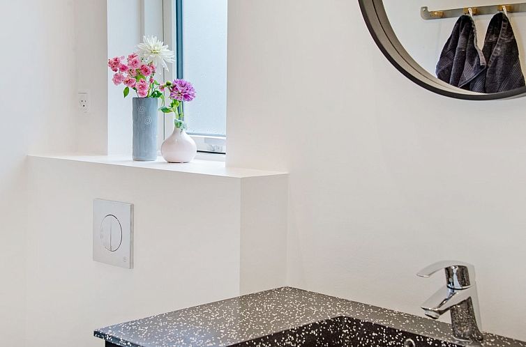 Vakantiehuis "Dorthie" - 800m from the sea