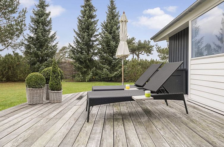 Vakantiehuis "Enken" - 750m from the sea