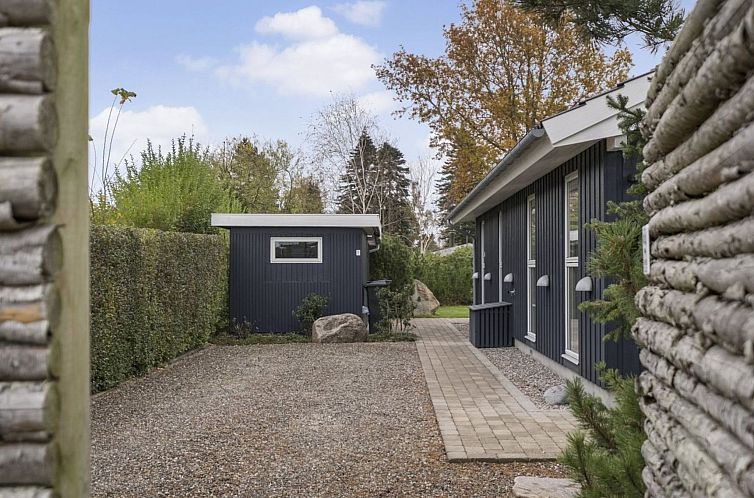 Vakantiehuis "Enken" - 750m from the sea