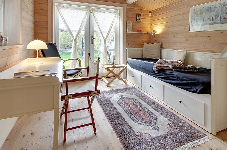 Vakantiehuis "Eia" - 500m from the sea