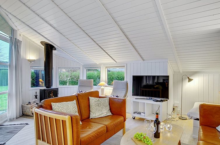 Vakantiehuis "Eivor" - 500m from the sea