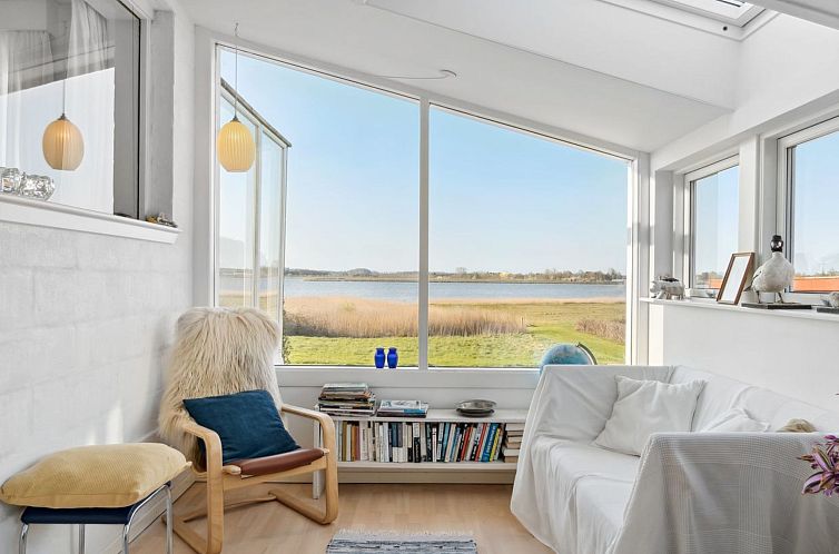 Guest house 0175503 - Holiday property Seeland - Vakantiehuis "Velika" - 25m to the fjord