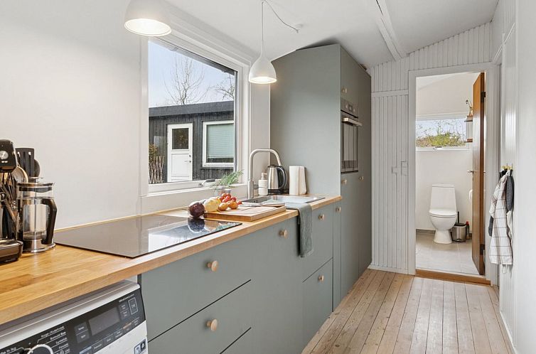 Vakantiehuis "Gun" - 300m to the fjord