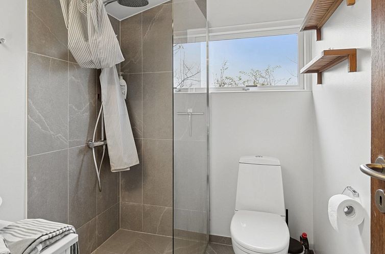 Vakantiehuis "Gun" - 300m to the fjord