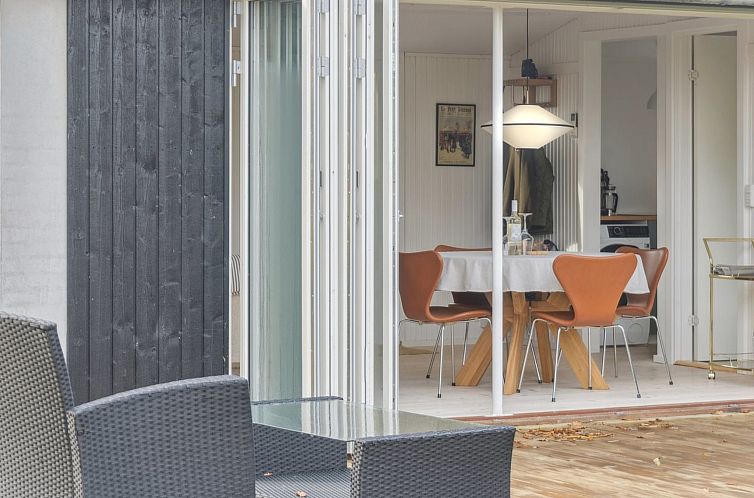 Vakantiehuis "Gun" - 300m to the fjord