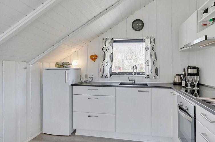 Vakantiehuis "Roderich" - 400m from the sea