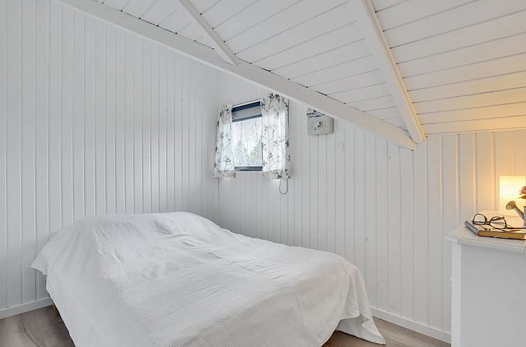 Vakantiehuis "Roderich" - 400m from the sea