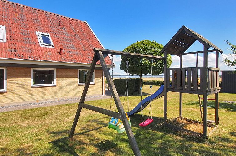 Vakantiehuis "Spase" - 250m to the fjord