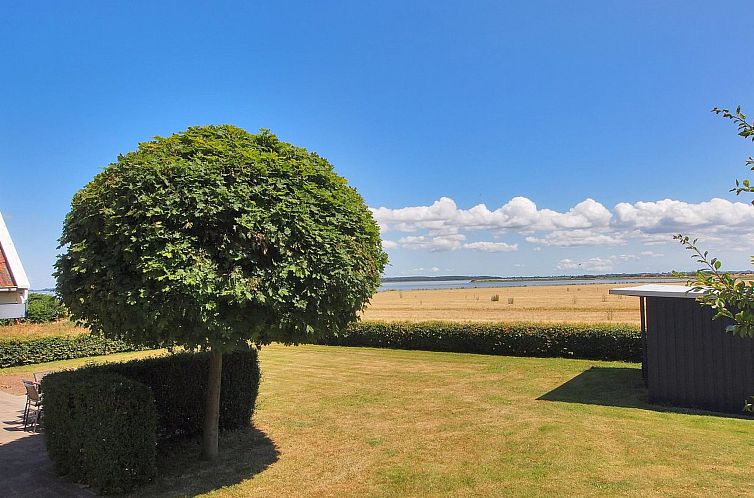 Vakantiehuis "Spase" - 250m to the fjord