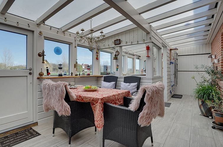 Vakantiehuis "Delina" - 200m from the sea