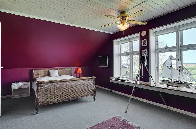 Vakantiehuis "Delina" - 200m from the sea