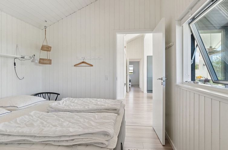 Vakantiehuis "Gregor" - 300m from the sea